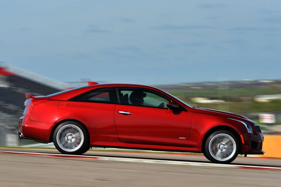  Cadillac ATS-V Coupe 2015 года  (фото 8 из 100)